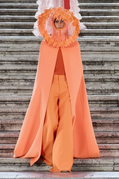 Look 44